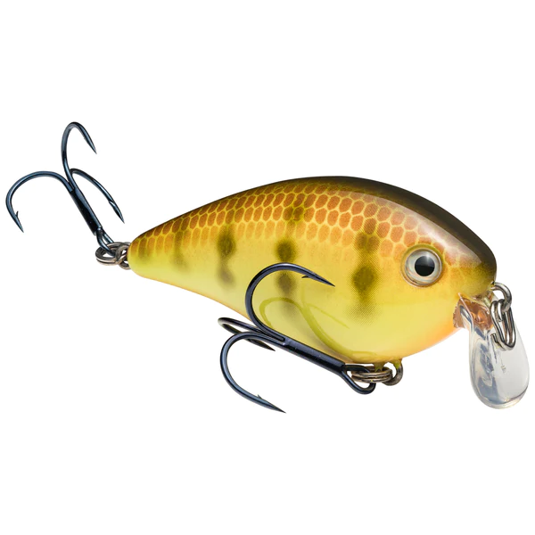 Visual capture of a 'diving shallow crankbait', a fishing lure with a distinctive design. Designed to explore shallow waters, this crankbait features a unique swimming action, ideal for imitating a fish moving on the surface. Attract the attention of predators such as walleye, bass and pike by choosing from a variety of captivating colors and adjustable sizes, to optimize your success on different fishing expeditions.