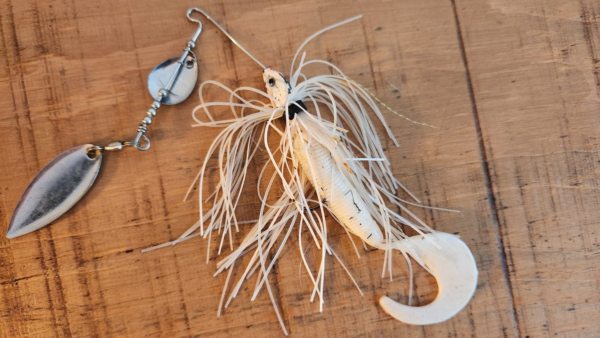 Spinnerbait with Colorado and Willow Leaf spoons. White skirt and swimming fish leader.
